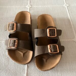 Stylish Brown Kids Sandals with Buckle Straps